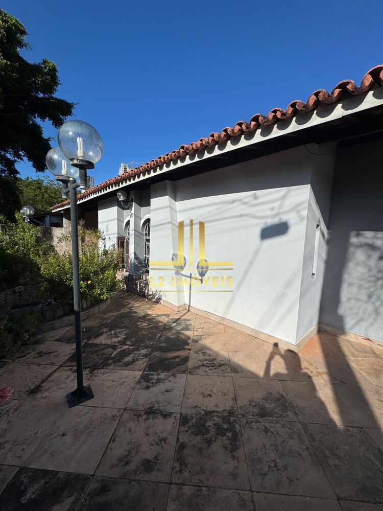 Casa, 7 quartos, 200 m² - Foto 2