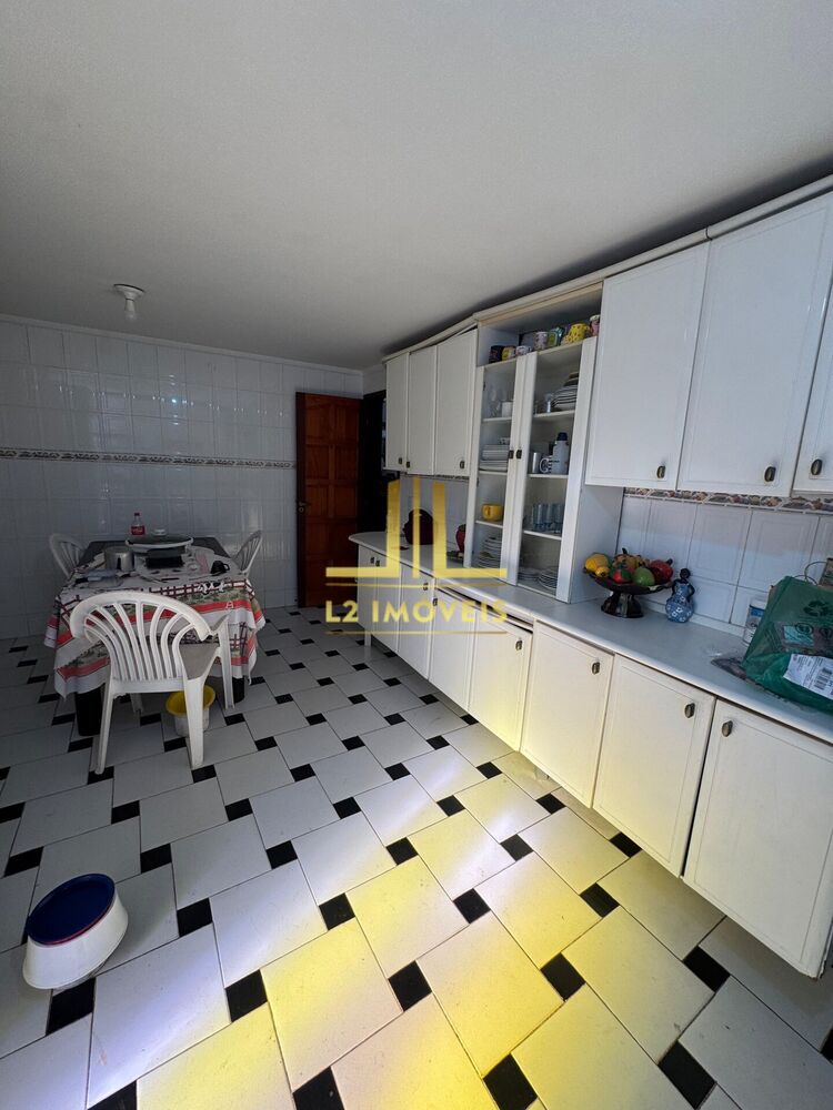 Casa, 7 quartos, 200 m² - Foto 11