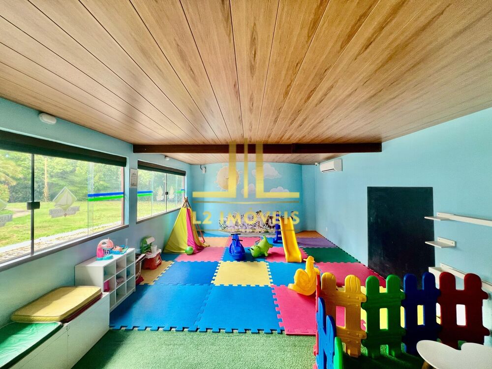 Apartamento à venda com 3 quartos, 115m² - Foto 1