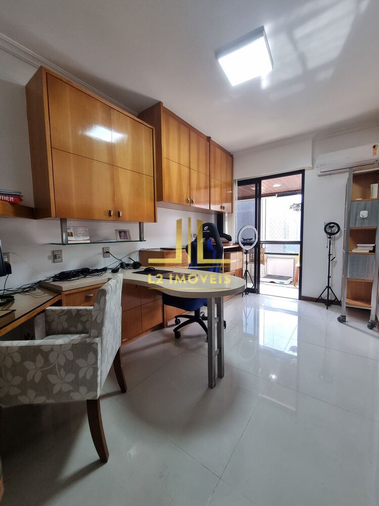 Apartamento à venda com 3 quartos, 166m² - Foto 3