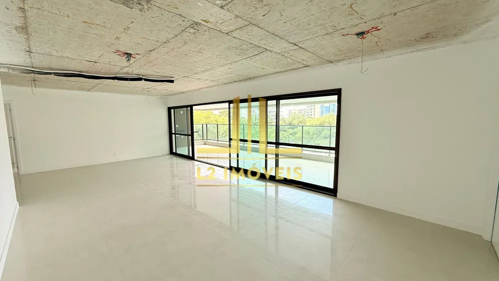 Apartamento, 4 quartos, 221 m² - Foto 1