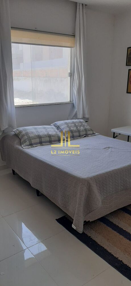 Casa à venda com 4 quartos, 95m² - Foto 2