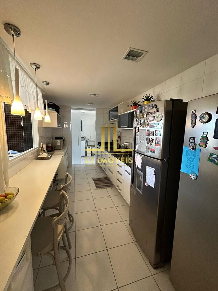 Apartamento à venda com 4 quartos, 207m² - Foto 6