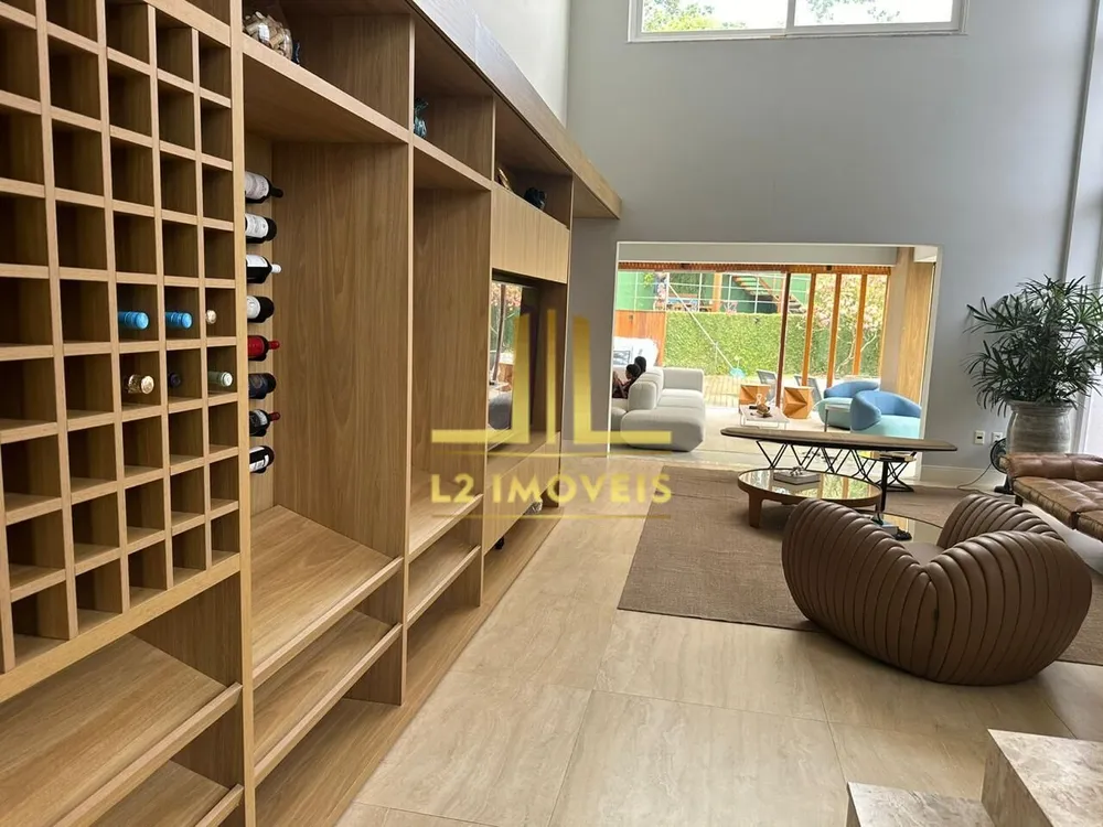 Casa, 4 quartos, 600 m² - Foto 1