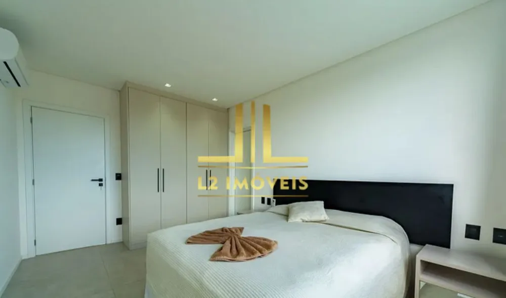 Casa, 4 quartos, 298 m² - Foto 1