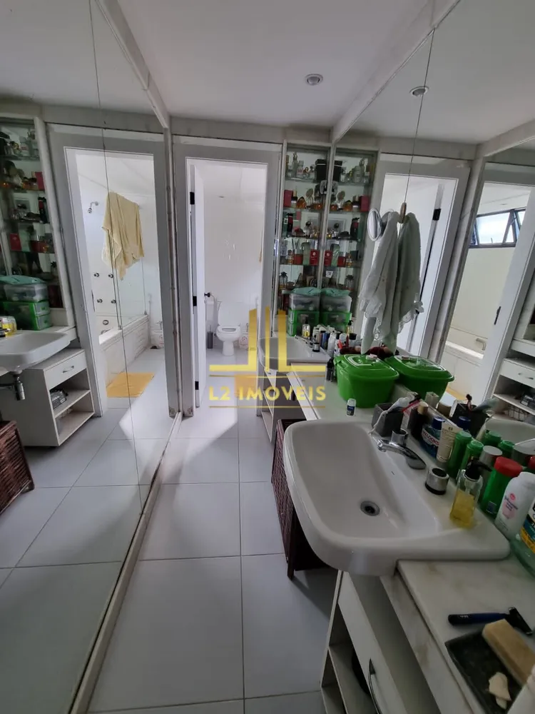 Apartamento, 3 quartos, 220 m² - Foto 12