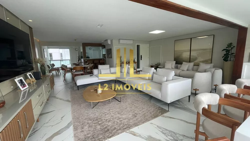 Apartamento à venda com 4 quartos, 243m² - Foto 2