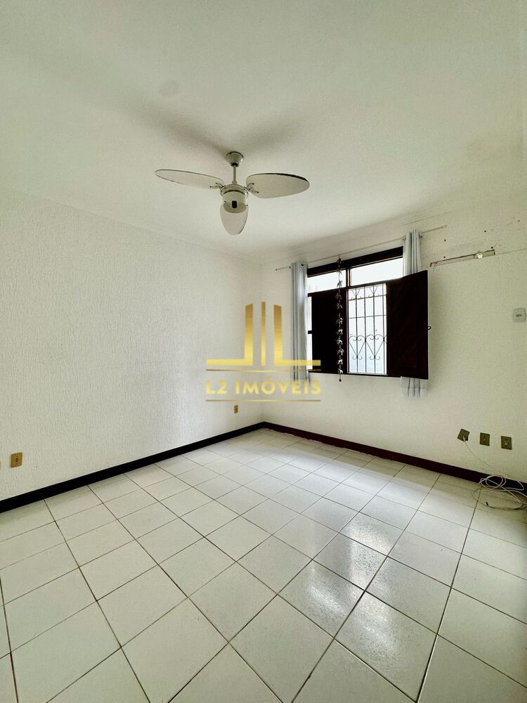 Casa à venda com 3 quartos, 285m² - Foto 5