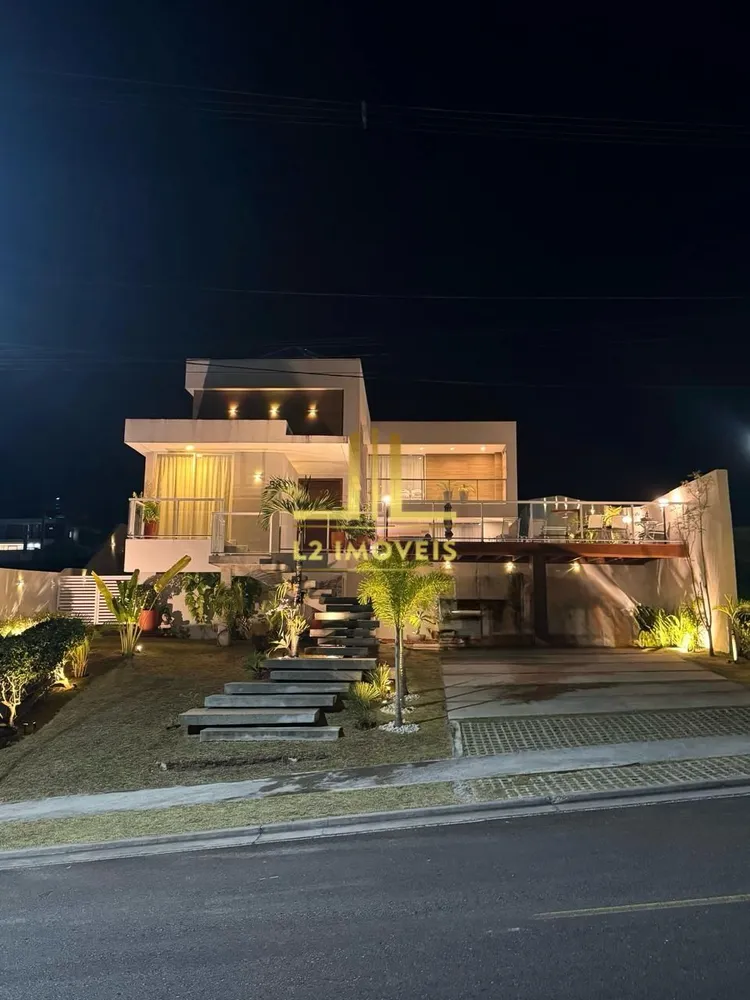Casa, 4 quartos, 280 m² - Foto 1