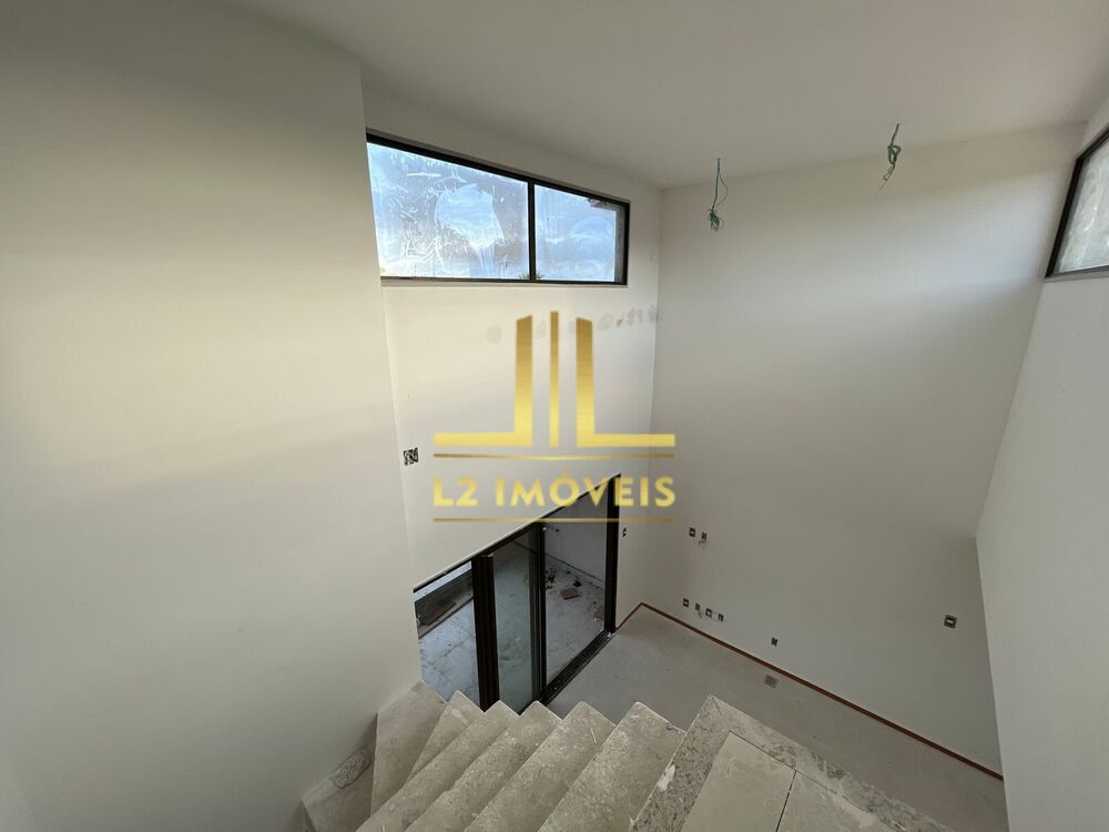 Apartamento à venda com 4 quartos, 100m² - Foto 2