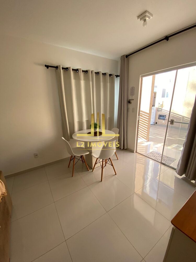 Casa à venda com 3 quartos, 170m² - Foto 1