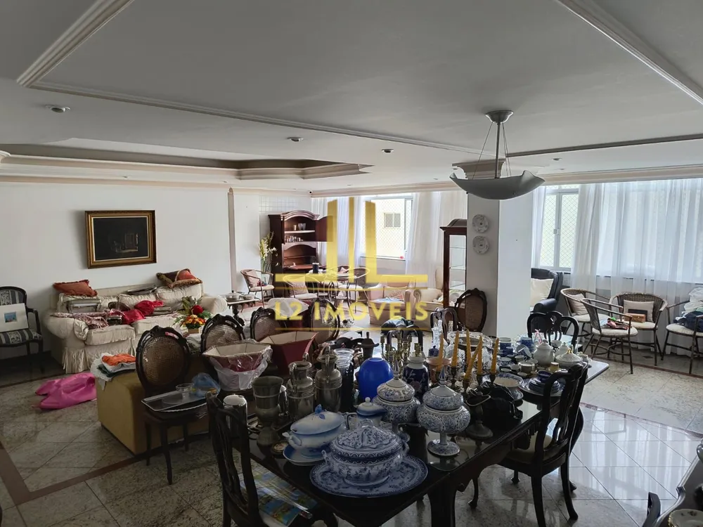 Apartamento, 3 quartos, 200 m² - Foto 1