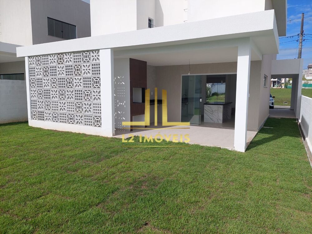 Casa de Condomínio à venda com 4 quartos, 195m² - Foto 2