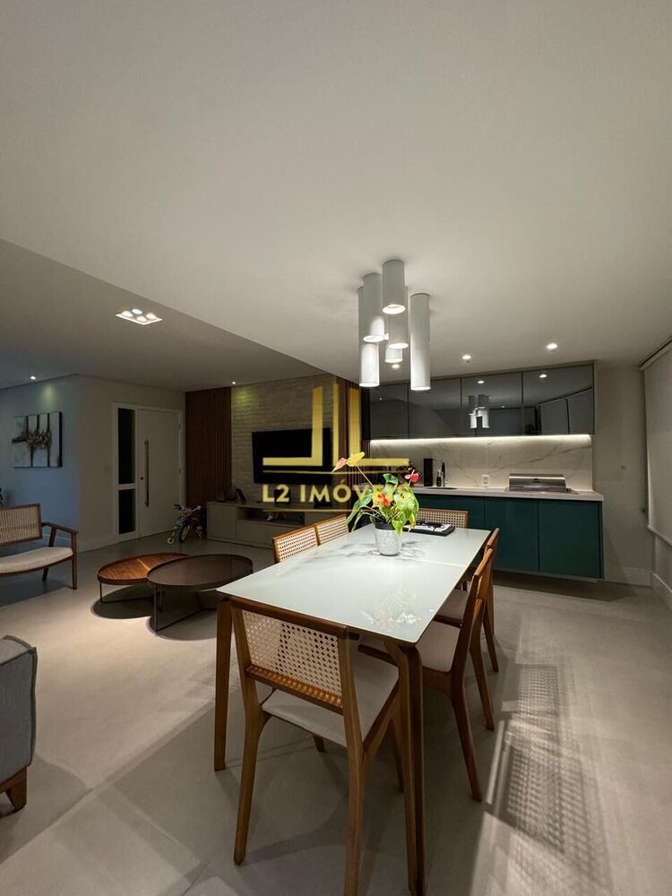 Apartamento à venda com 3 quartos, 156m² - Foto 1