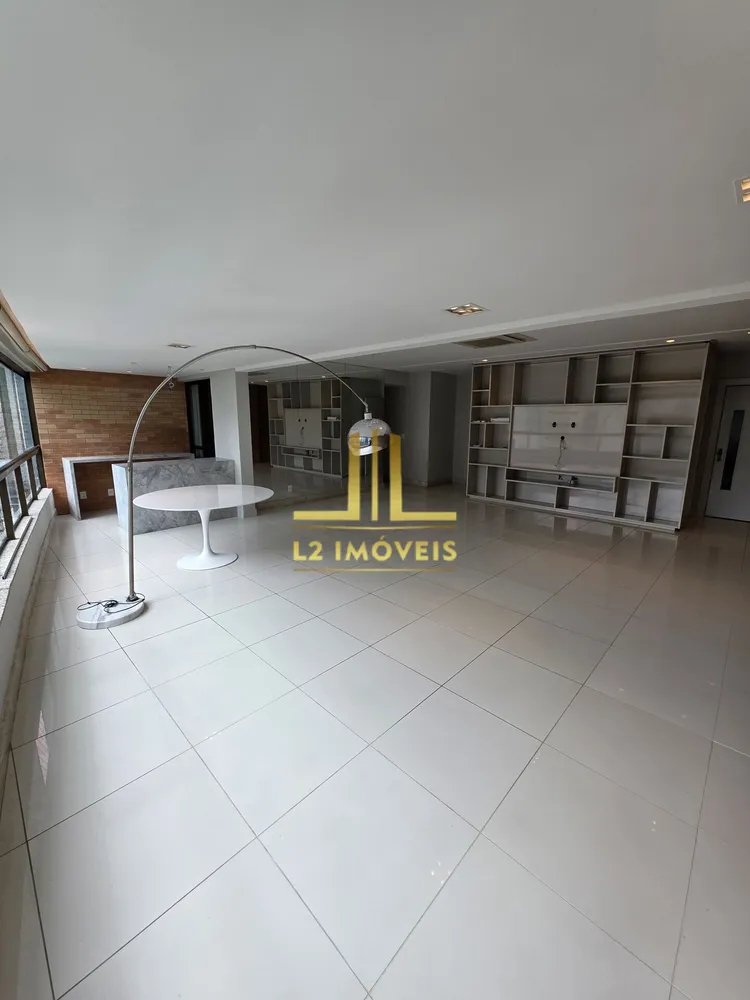 Apartamento, 3 quartos, 185 m² - Foto 1
