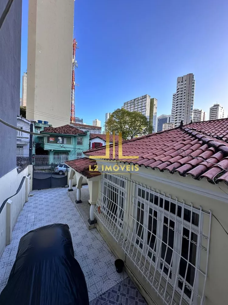 Casa à venda com 3 quartos, 200m² - Foto 1