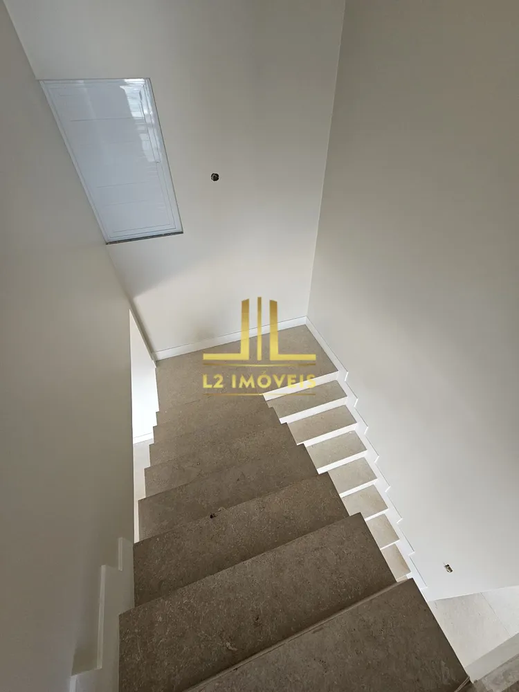 Casa, 10 quartos, 683 m² - Foto 4