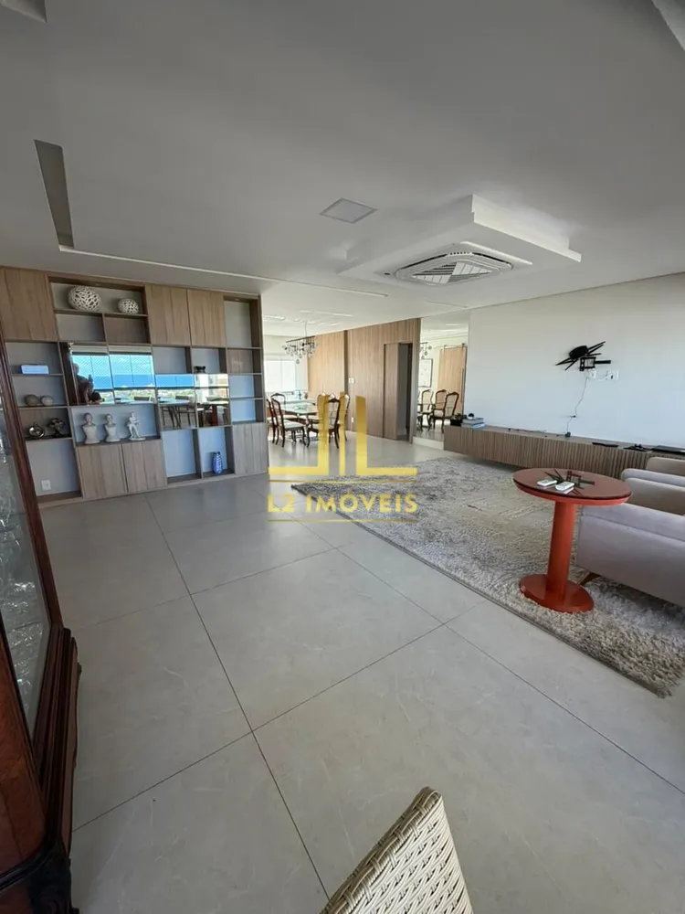 Apartamento, 3 quartos, 225 m² - Foto 2