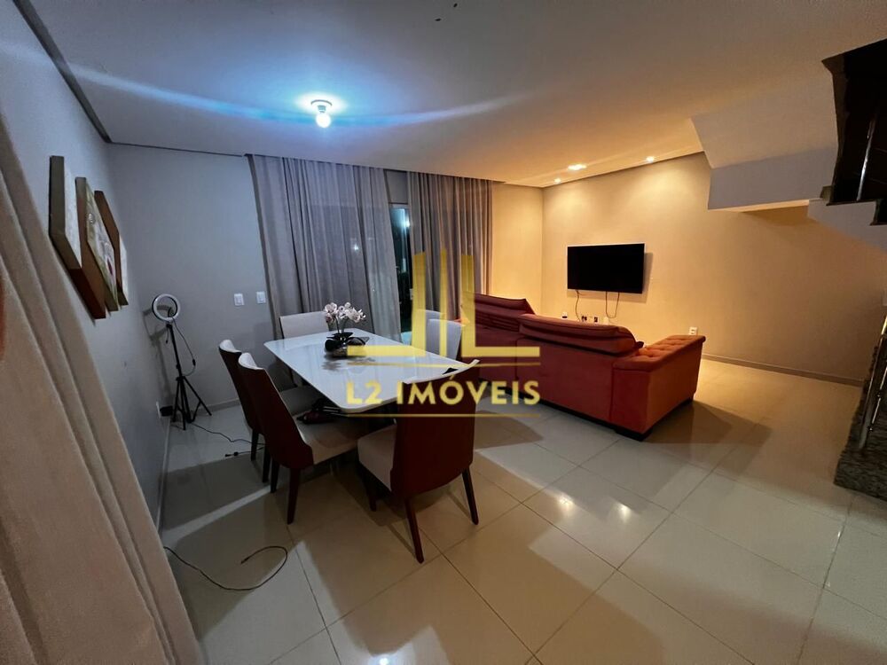 Casa de Condomínio à venda com 3 quartos, 128m² - Foto 2