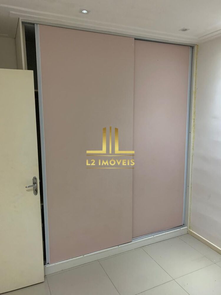 Apartamento à venda com 3 quartos, 81m² - Foto 3