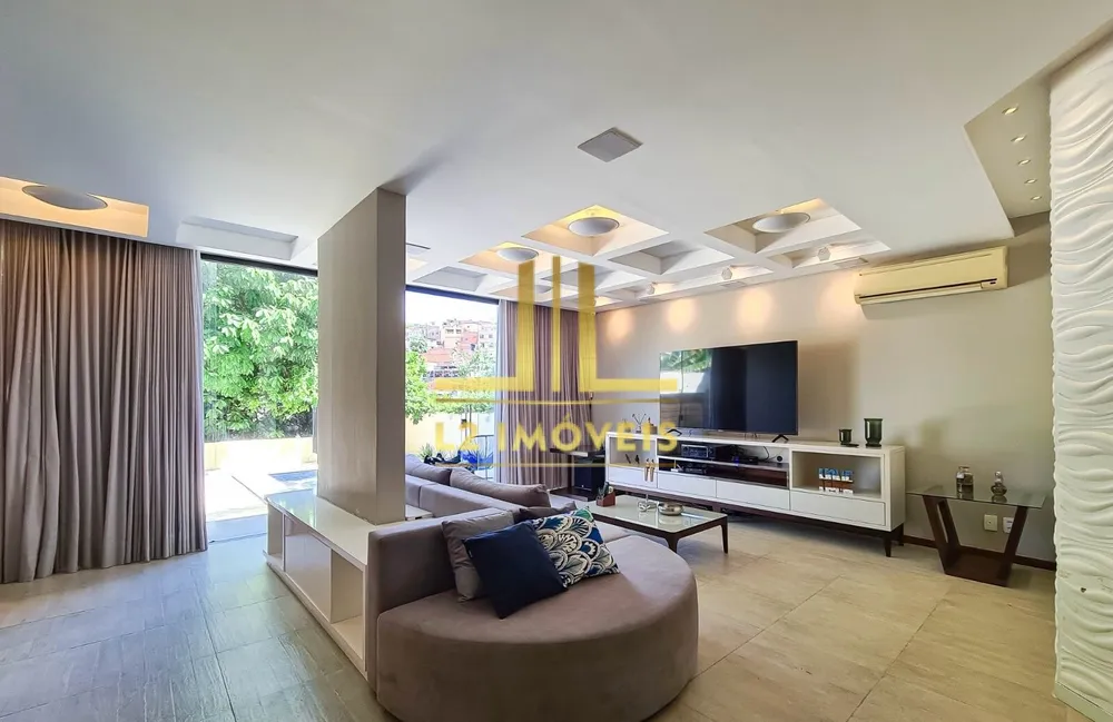 Casa, 4 quartos, 266 m² - Foto 1