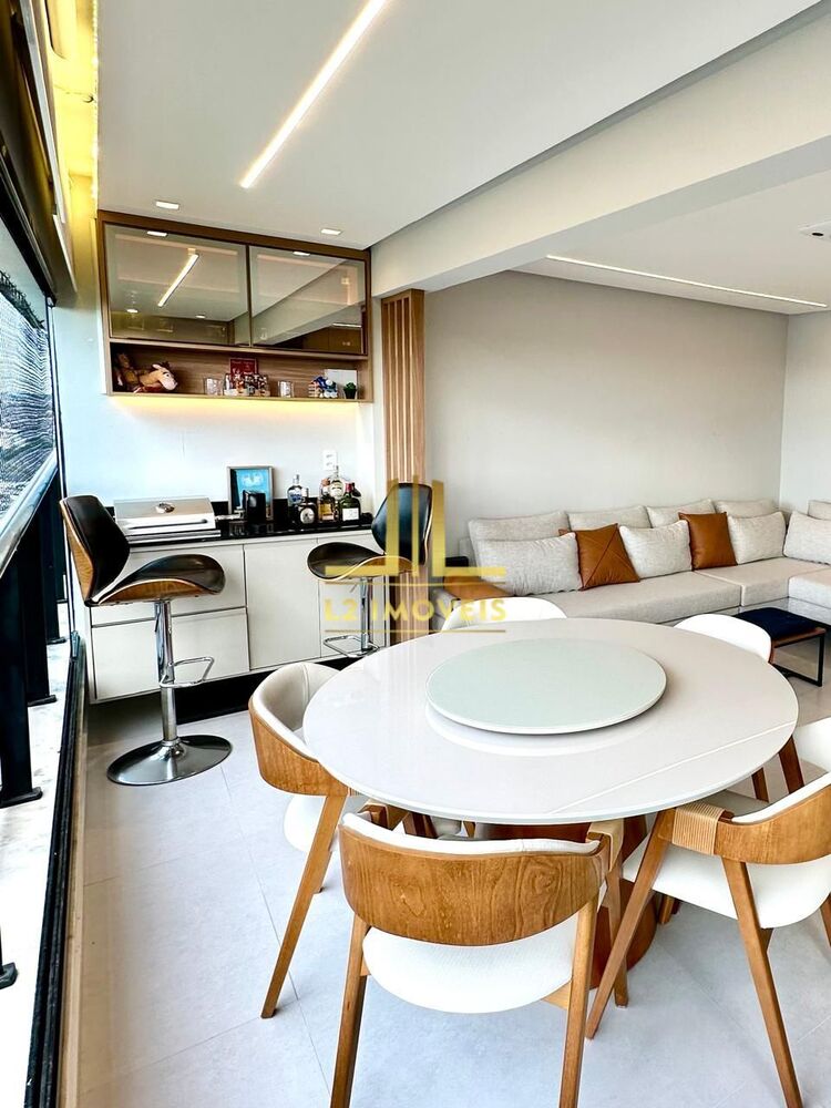 Apartamento à venda com 3 quartos, 97m² - Foto 4