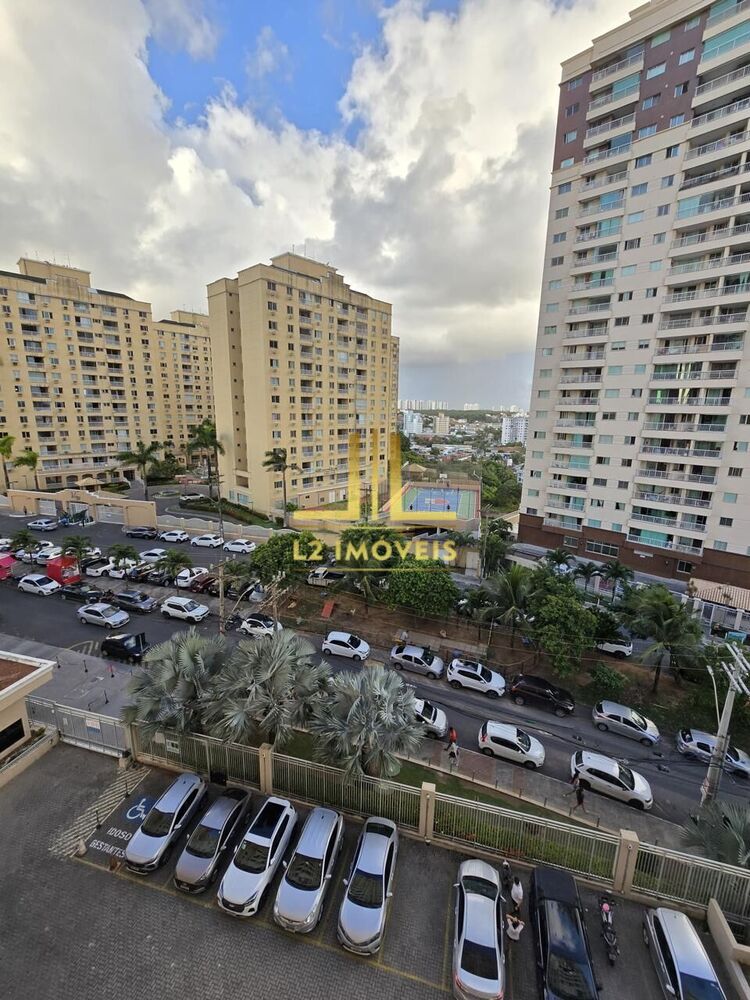 Apartamento à venda com 2 quartos, 68m² - Foto 2
