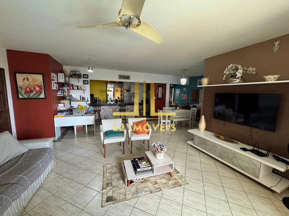 Apartamento, 3 quartos, 187 m² - Foto 1