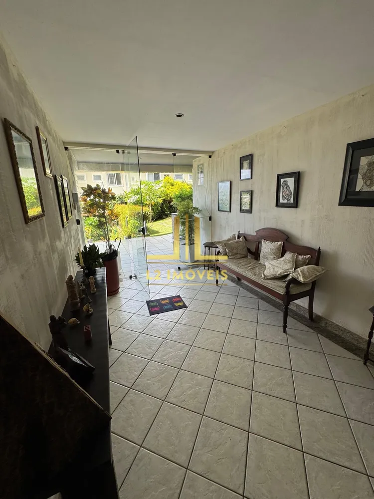 Apartamento, 3 quartos, 187 m² - Foto 2