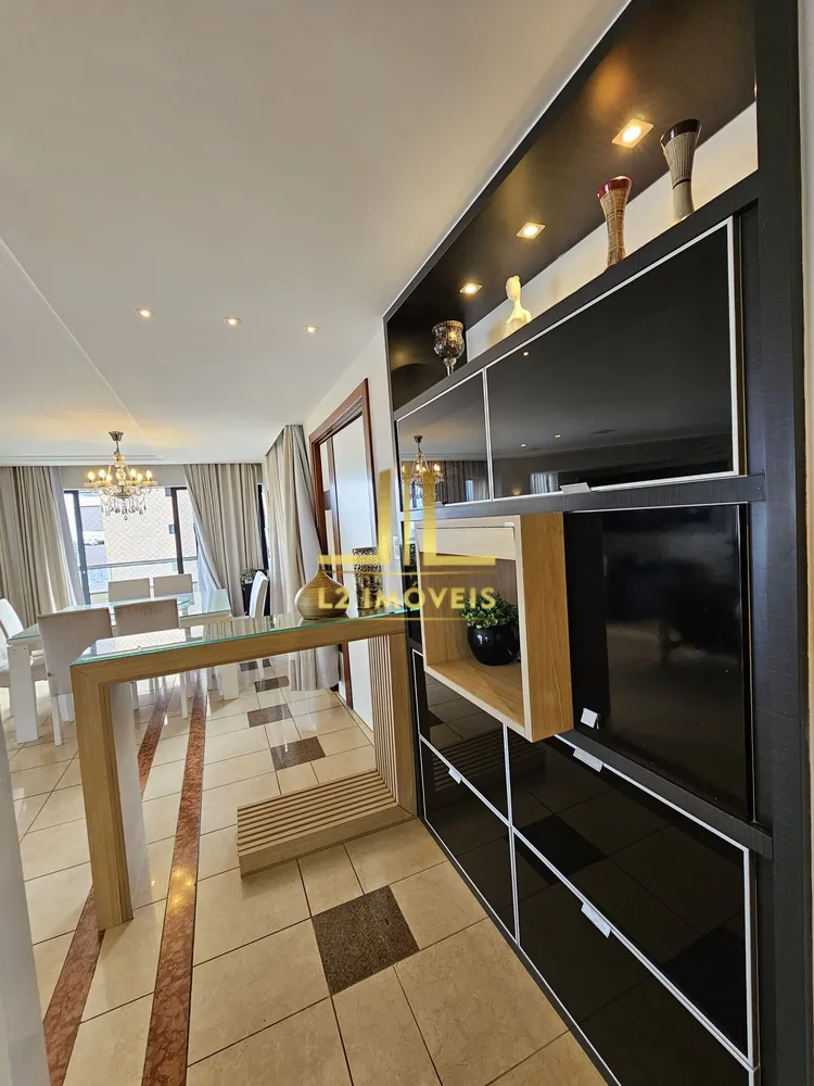 Apartamento, 4 quartos, 205 m² - Foto 1