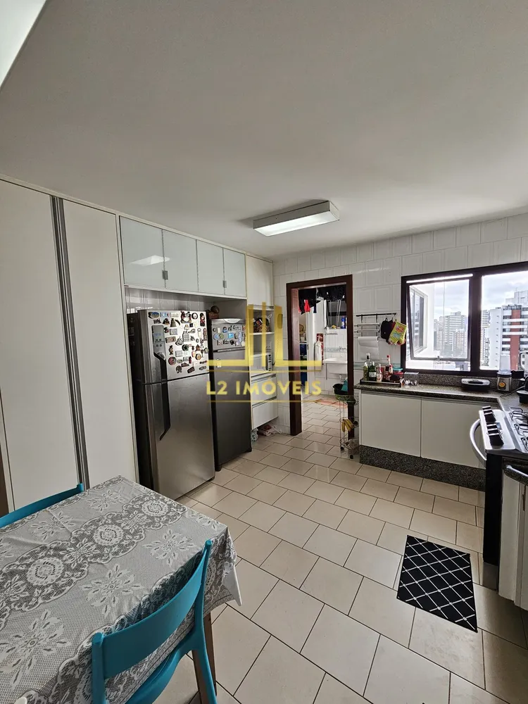 Apartamento, 4 quartos, 205 m² - Foto 8