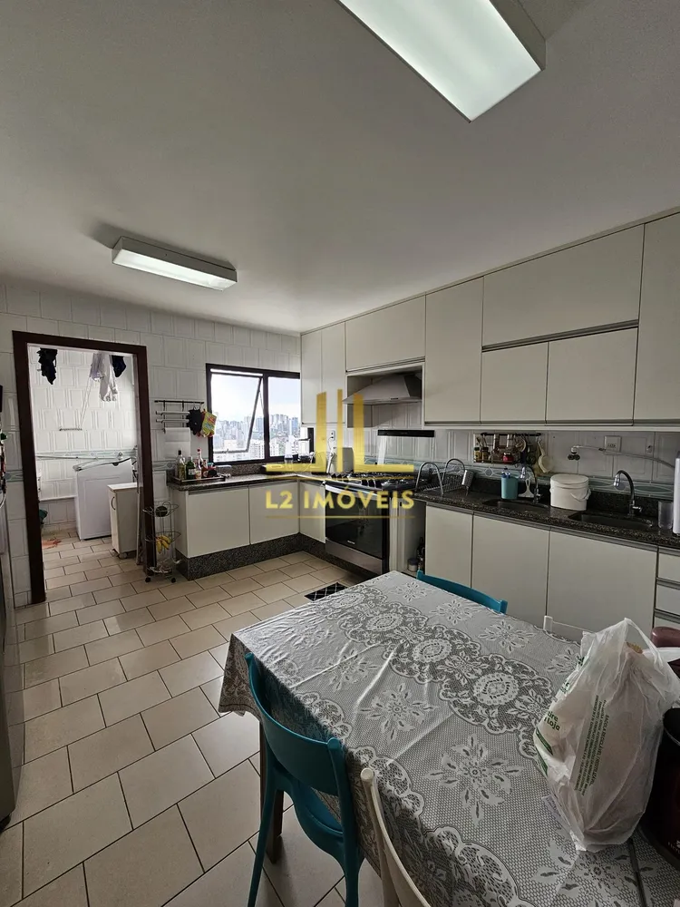 Apartamento, 4 quartos, 205 m² - Foto 2