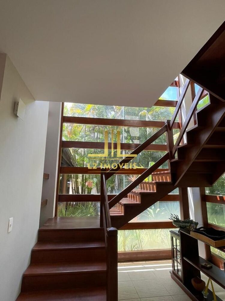 Casa de Condomínio à venda com 5 quartos, 650m² - Foto 4