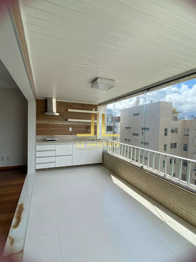 Apartamento à venda com 4 quartos, 210m² - Foto 4