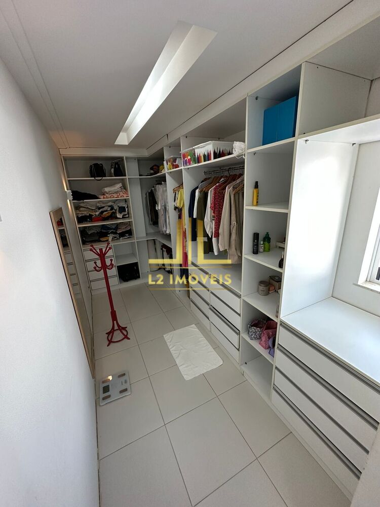Casa à venda com 4 quartos, 450m² - Foto 18