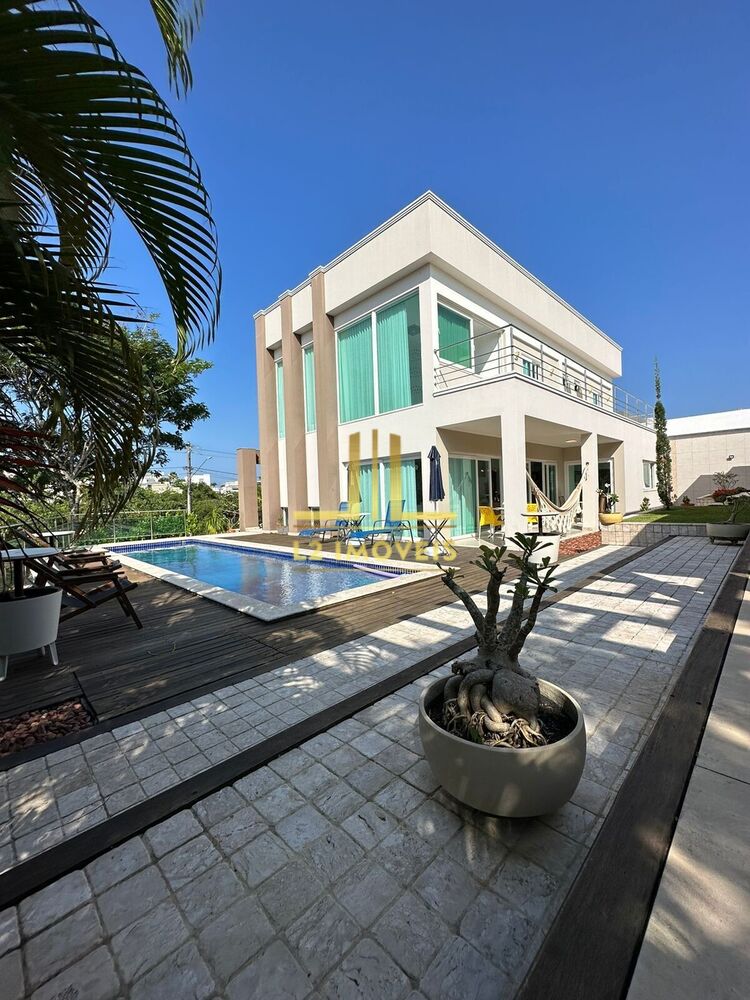 Casa à venda com 4 quartos, 450m² - Foto 1