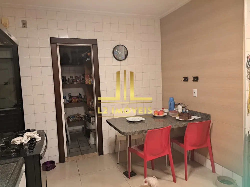Apartamento, 4 quartos, 211 m² - Foto 1