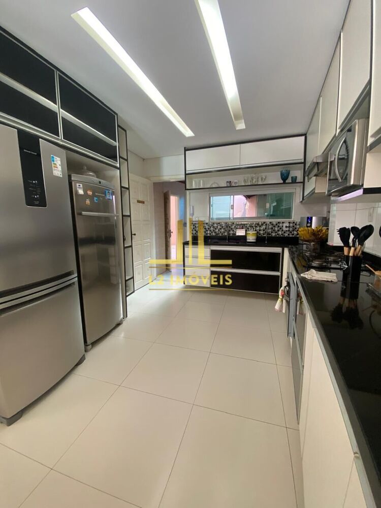 Casa à venda com 5 quartos, 450m² - Foto 23