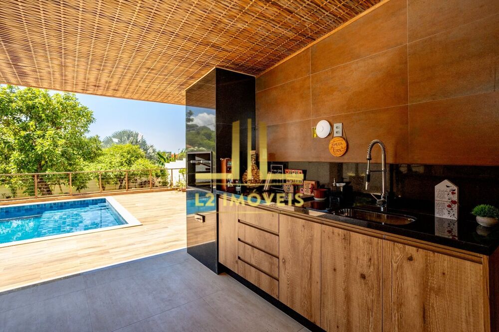 Casa à venda com 4 quartos, 380m² - Foto 3