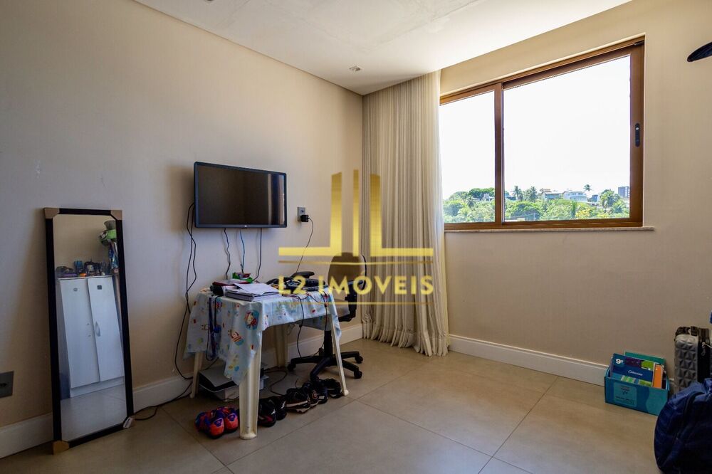 Casa à venda com 4 quartos, 380m² - Foto 11