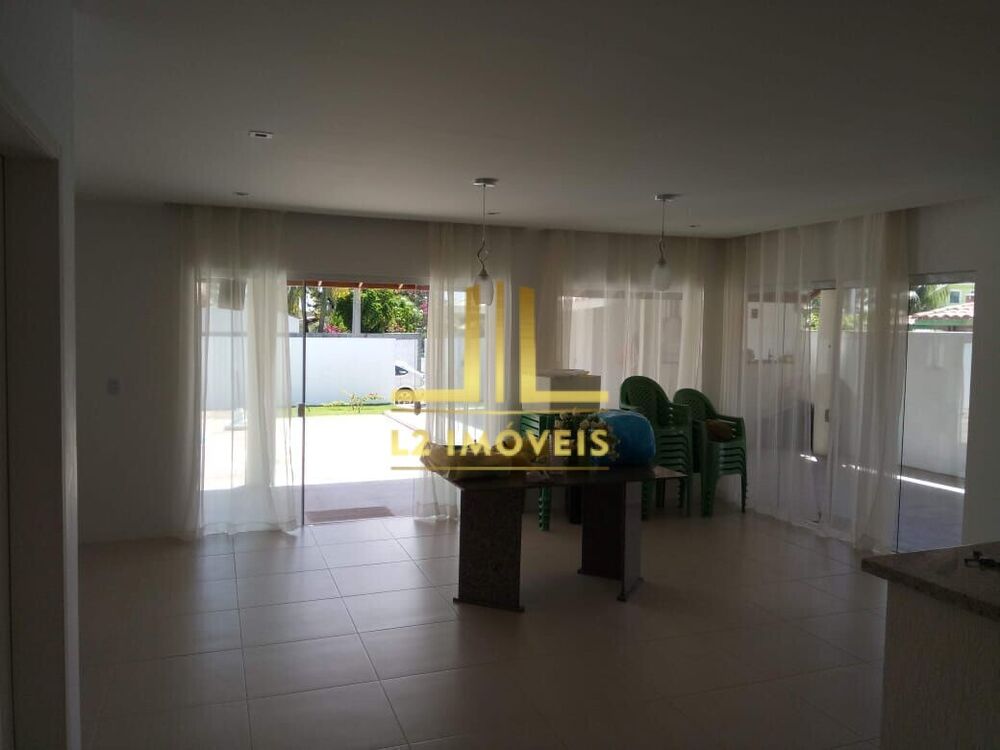 Casa à venda com 5 quartos, 300m² - Foto 2