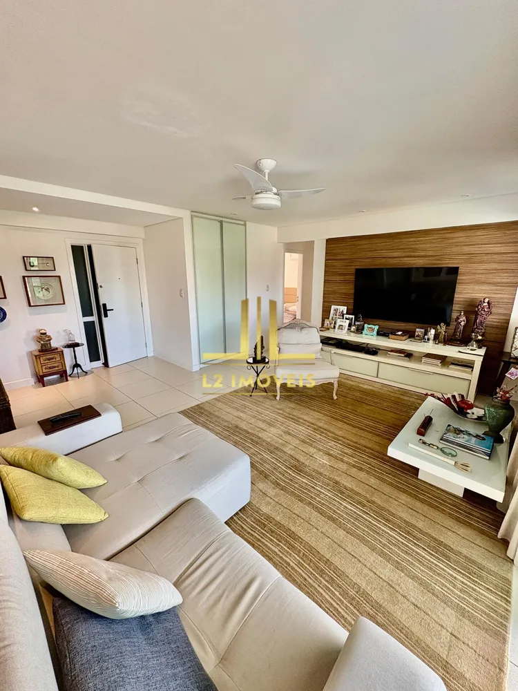Apartamento, 3 quartos, 140 m² - Foto 1