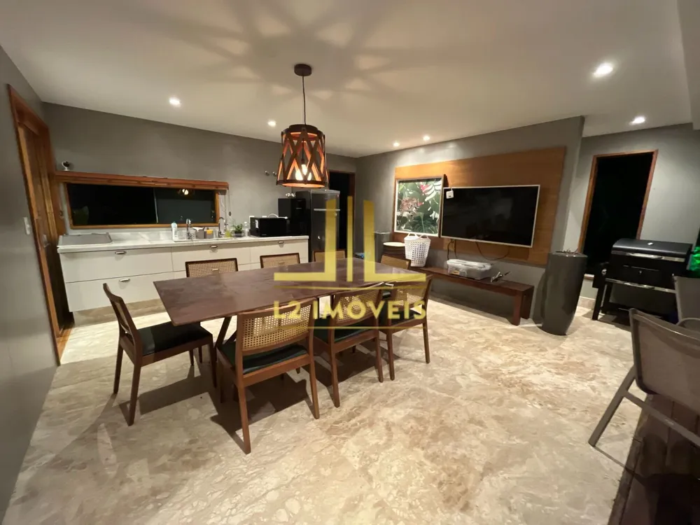 Casa, 6 quartos, 400 m² - Foto 1
