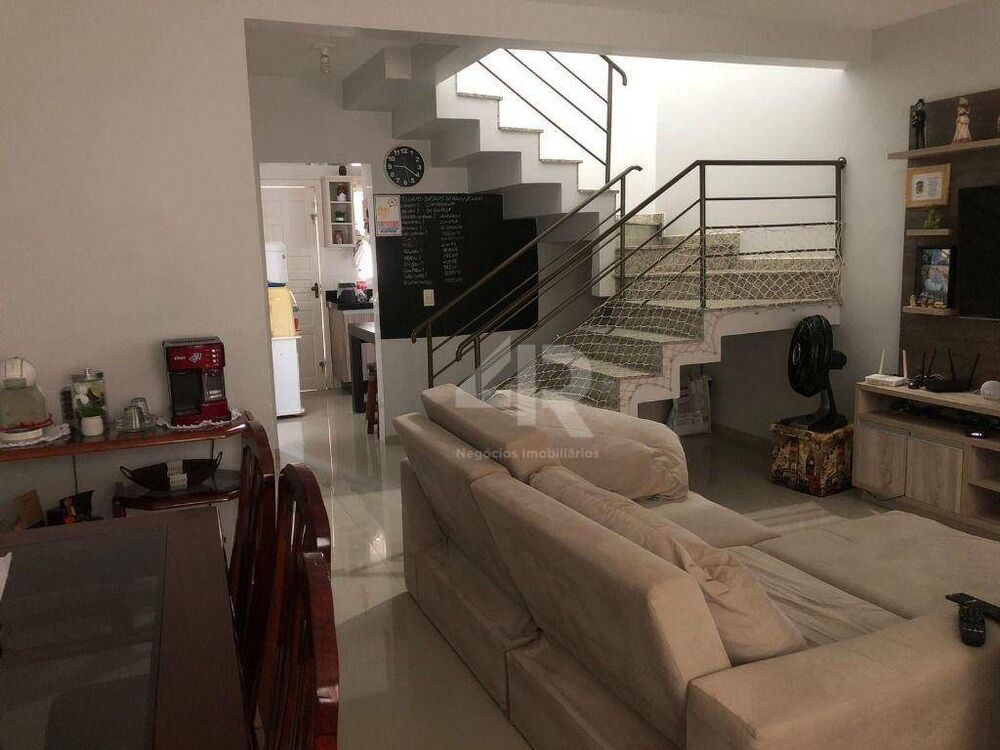 Sobrado, 3 quartos, 223 m² - Foto 4