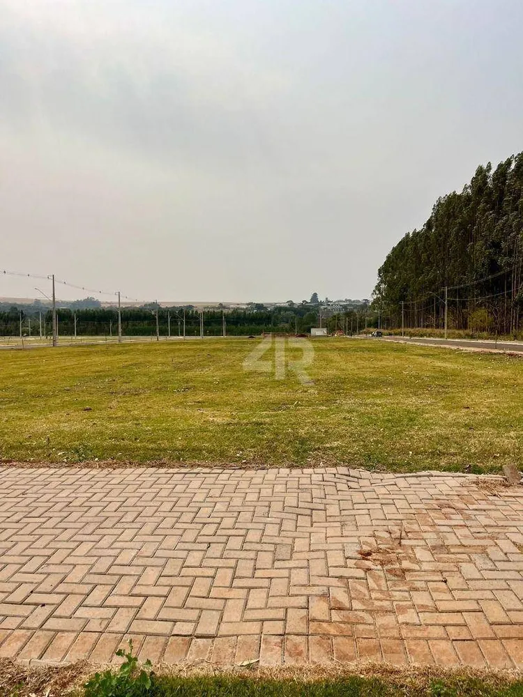 Terreno, 300 m² - Foto 1