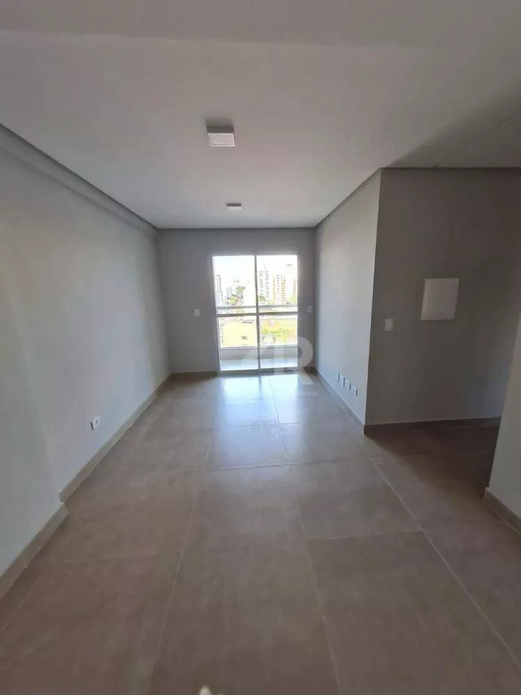 Apartamento à venda com 2 quartos, 65m² - Foto 3