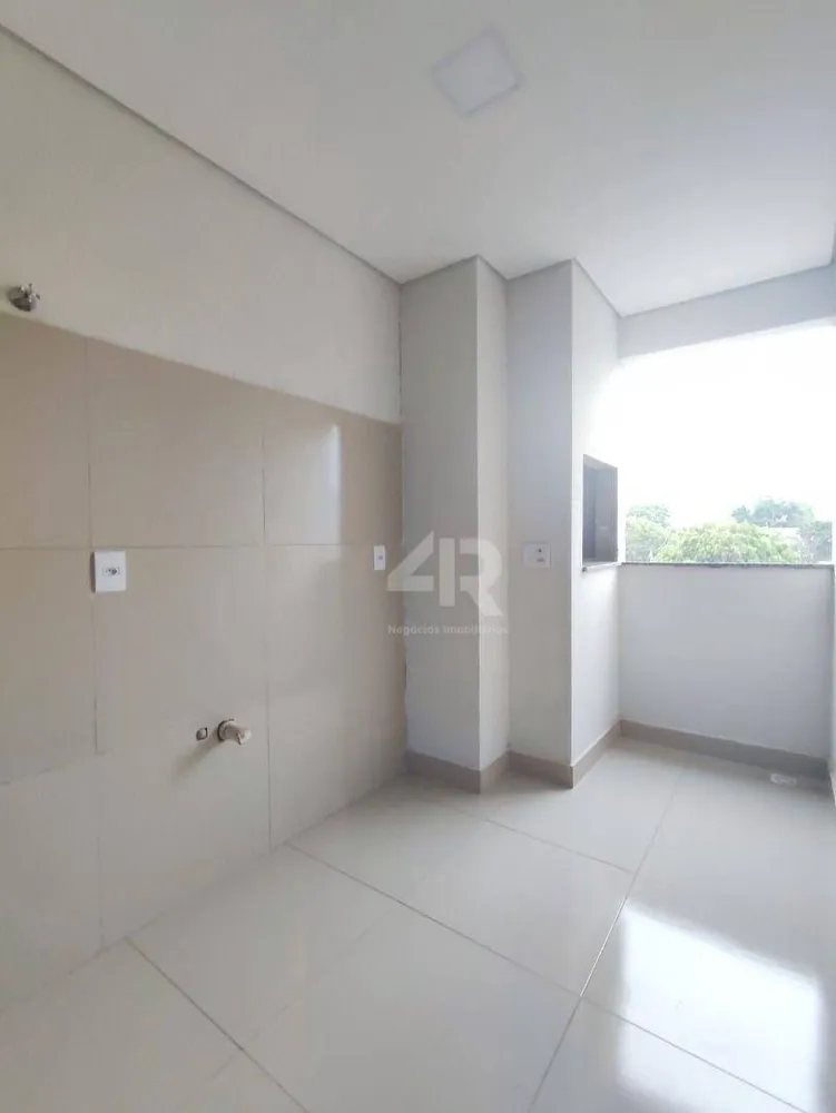 Apartamento, 3 quartos, 100 m² - Foto 2