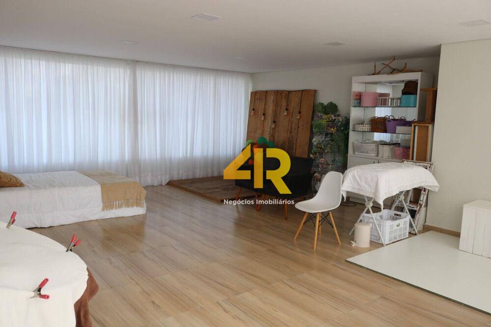 Casa, 4 quartos, 340 m² - Foto 7