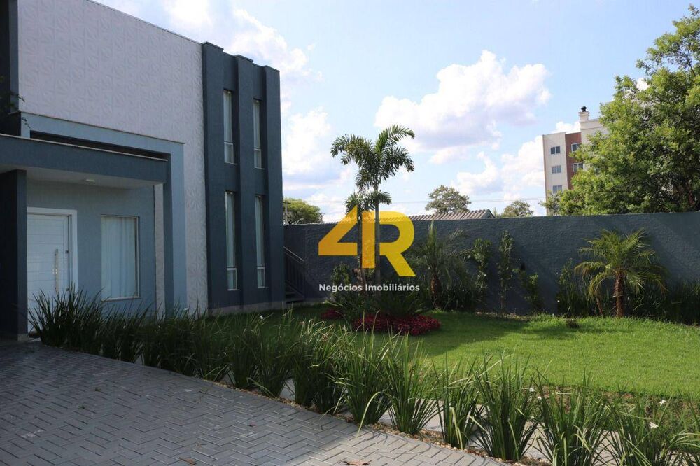 Casa, 4 quartos, 340 m² - Foto 2