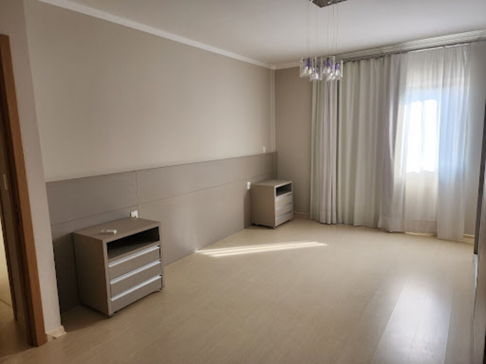 Apartamento à venda com 3 quartos, 125m² - Foto 9